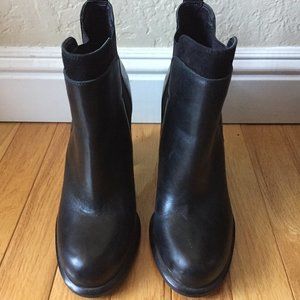 Sam Edelman Kenner Chelsea Ankle Boots Black